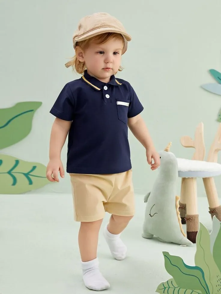 Baby Contrast Trim Polo Shirt Shorts min لباس سنتر فروشگاه اینترنتی لباس سنتر با هدف فروش بهترین لباس های زنانه و مردانه و بچگانه همواره در تلاش می باشد که رضایت خاطر شما را فراهم نماید.